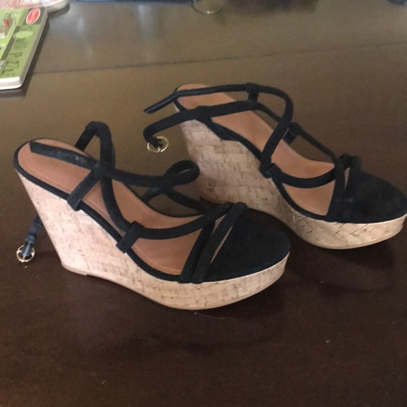 Shoes - Picture 3 of 3